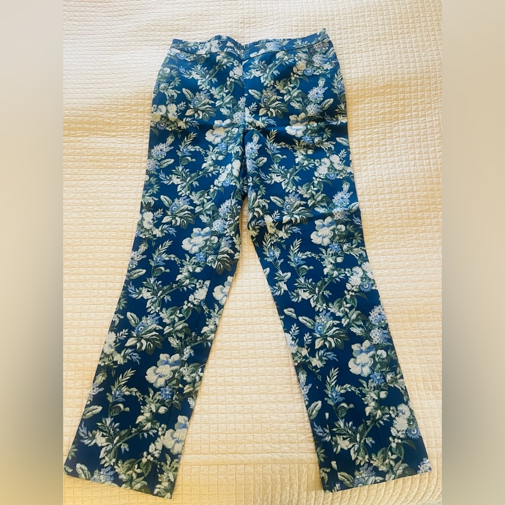 Isaac mizrahi Floral Blue women's pants Sz 16